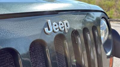 2011 Jeep Wrangler Sport SUV 2D - Photo 15 - Manassas, VA 20109