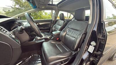 2014 Honda Civic EX-L Sedan 4D   - Photo 32 - Manassas, VA 20109