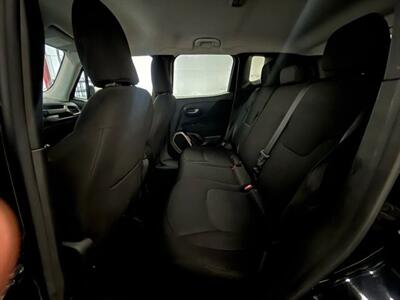 2015 Jeep Renegade Latitude Sport Utility 4D   - Photo 33 - Manassas, VA 20109