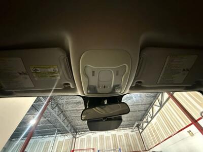 2015 Jeep Renegade Latitude Sport Utility 4D   - Photo 29 - Manassas, VA 20109