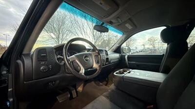 2011 Chevrolet Silverado 1500 LT Pickup 4D 6 1/2 ft   - Photo 18 - Manassas, VA 20109