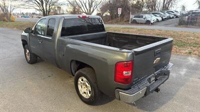2011 Chevrolet Silverado 1500 LT Pickup 4D 6 1/2 ft   - Photo 7 - Manassas, VA 20109