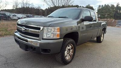 2011 Chevrolet Silverado 1500 LT Pickup 4D 6 1/2 ft   - Photo 9 - Manassas, VA 20109
