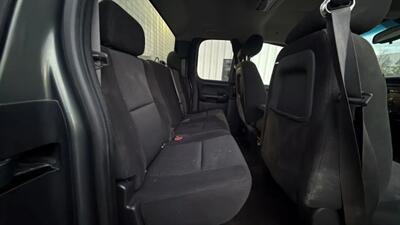 2011 Chevrolet Silverado 1500 LT Pickup 4D 6 1/2 ft   - Photo 34 - Manassas, VA 20109