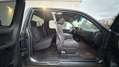 2011 Chevrolet Silverado 1500 LT Pickup 4D 6 1/2 ft   - Photo 33 - Manassas, VA 20109