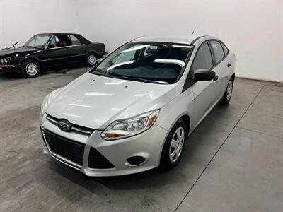 2013 Ford Focus S Sedan 4D - Photo 12 - Manassas, VA 20109