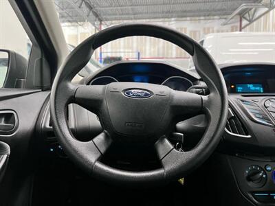 2013 Ford Focus S Sedan 4D - Photo 16 - Manassas, VA 20109