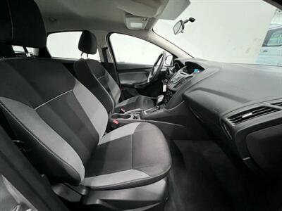 2013 Ford Focus S Sedan 4D - Photo 28 - Manassas, VA 20109