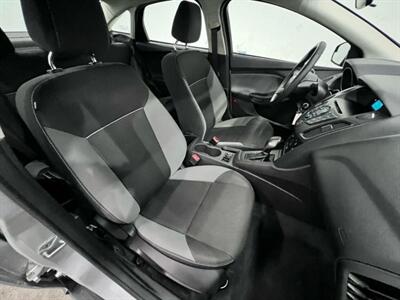 2013 Ford Focus S Sedan 4D - Photo 29 - Manassas, VA 20109