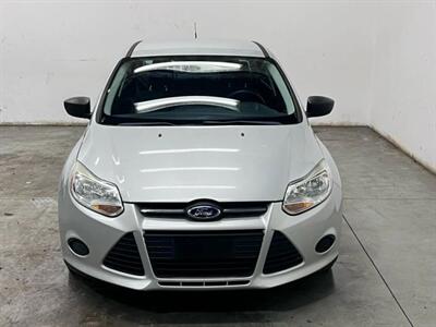 2013 Ford Focus S Sedan 4D - Photo 14 - Manassas, VA 20109