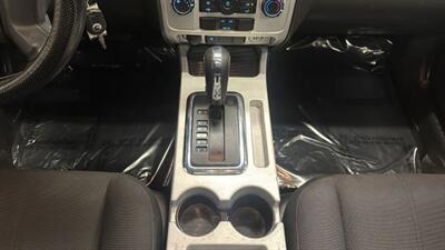 2008 Mercury Mariner Sport Utility 4D - Photo 25 - Manassas, VA 20109