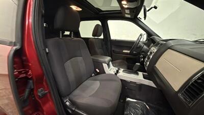 2008 Mercury Mariner Sport Utility 4D - Photo 31 - Manassas, VA 20109