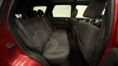 2008 Mercury Mariner Sport Utility 4D - Photo 29 - Manassas, VA 20109