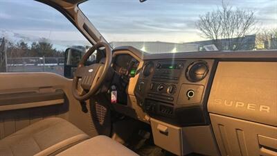 2008 Ford F-350 XL Pickup 4D 8 ft   - Photo 39 - Manassas, VA 20109