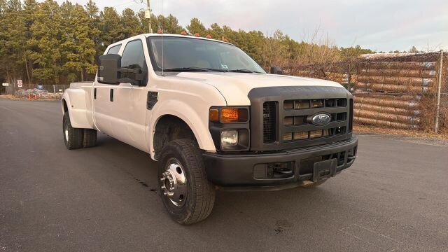 2008 Ford F-350 XL Pickup 4D 8 ft  