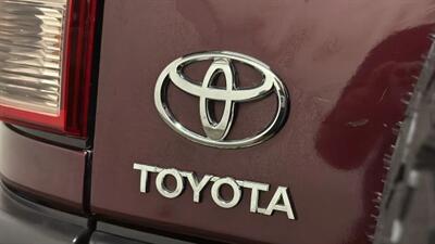 2007 Toyota FJ Cruiser Sport Utility 2D   - Photo 16 - Manassas, VA 20109
