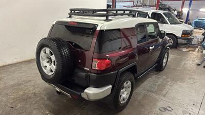 2007 Toyota FJ Cruiser Sport Utility 2D   - Photo 5 - Manassas, VA 20109