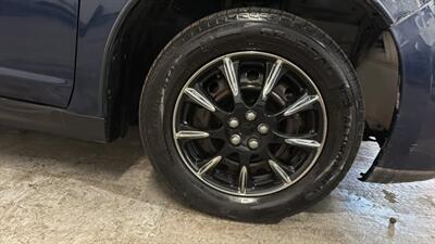 2010 Nissan Versa Sedan 4D - Photo 39 - Manassas, VA 20109