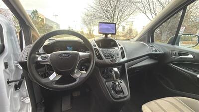 2015 Ford Transit Connect XLT Van 4D - Photo 19 - Manassas, VA 20109