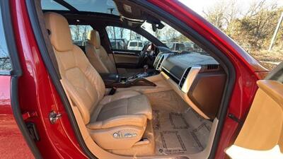 2016 Porsche Cayenne GTS Sport Utility 4D   - Photo 58 - Manassas, VA 20109