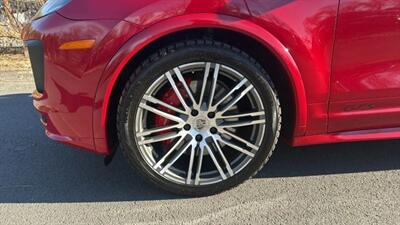 2016 Porsche Cayenne GTS Sport Utility 4D   - Photo 68 - Manassas, VA 20109