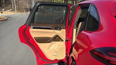 2016 Porsche Cayenne GTS Sport Utility 4D   - Photo 47 - Manassas, VA 20109