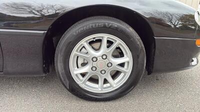 2002 Chevrolet Camaro Coupe 2D   - Photo 41 - Manassas, VA 20109