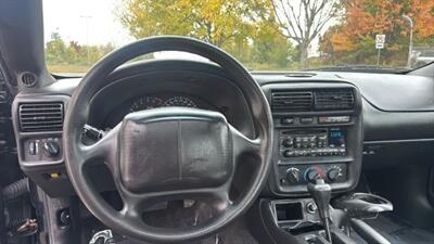 2002 Chevrolet Camaro Coupe 2D   - Photo 18 - Manassas, VA 20109