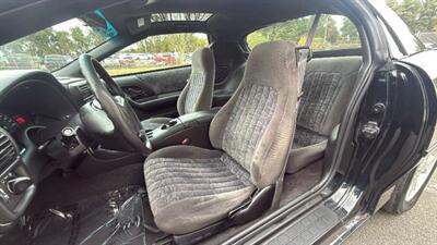 2002 Chevrolet Camaro Coupe 2D   - Photo 26 - Manassas, VA 20109