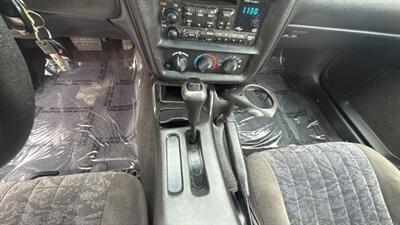 2002 Chevrolet Camaro Coupe 2D   - Photo 24 - Manassas, VA 20109