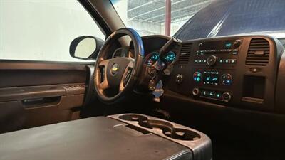 2011 Chevrolet Silverado 1500 LT Pickup 4D 5 3/4 ft   - Photo 46 - Manassas, VA 20109