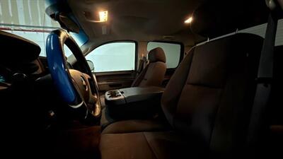2011 Chevrolet Silverado 1500 LT Pickup 4D 5 3/4 ft   - Photo 33 - Manassas, VA 20109