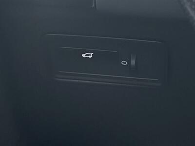 2014 Land Rover Range Rover Sport Supercharged Sport Utility 4D - Photo 24 - Manassas, VA 20109