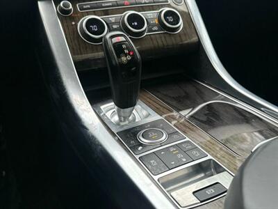 2014 Land Rover Range Rover Sport Supercharged Sport Utility 4D - Photo 30 - Manassas, VA 20109