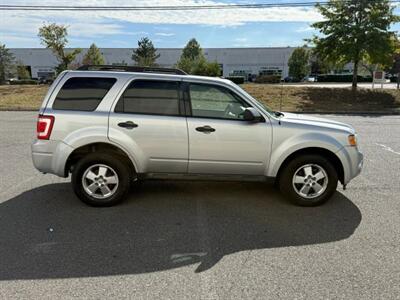 2011 Ford Escape XLT Sport Utility 4D As Is Mechanic Special   - Photo 3 - Manassas, VA 20109