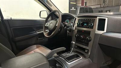 2008 Jeep Grand Cherokee Laredo Sport Utility 4D   - Photo 47 - Manassas, VA 20109