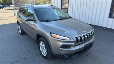2017 Jeep Cherokee Latitude Sport Utility 4D   - Photo 2 - Manassas, VA 20109