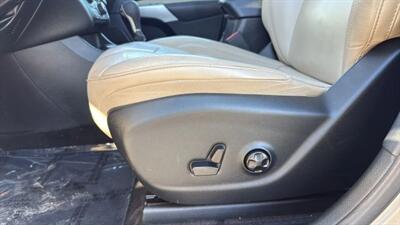 2017 Jeep Cherokee Latitude Sport Utility 4D   - Photo 46 - Manassas, VA 20109