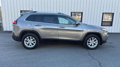 2017 Jeep Cherokee Latitude Sport Utility 4D   - Photo 3 - Manassas, VA 20109