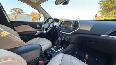 2017 Jeep Cherokee Latitude Sport Utility 4D   - Photo 58 - Manassas, VA 20109