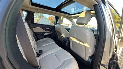 2017 Jeep Cherokee Latitude Sport Utility 4D   - Photo 54 - Manassas, VA 20109