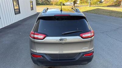 2017 Jeep Cherokee Latitude Sport Utility 4D   - Photo 7 - Manassas, VA 20109