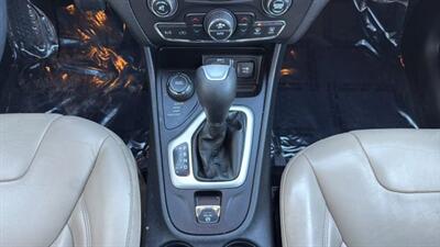 2017 Jeep Cherokee Latitude Sport Utility 4D   - Photo 36 - Manassas, VA 20109