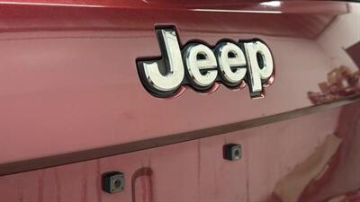 2016 Jeep Grand Cherokee Laredo Sport Utility 4D   - Photo 17 - Manassas, VA 20109