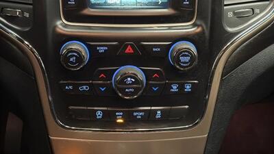 2016 Jeep Grand Cherokee Laredo Sport Utility 4D   - Photo 30 - Manassas, VA 20109