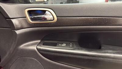 2016 Jeep Grand Cherokee Laredo Sport Utility 4D   - Photo 51 - Manassas, VA 20109