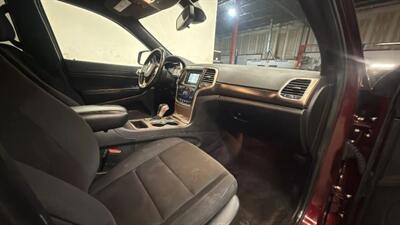 2016 Jeep Grand Cherokee Laredo Sport Utility 4D   - Photo 49 - Manassas, VA 20109