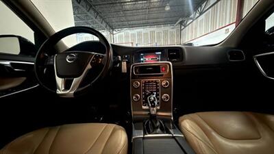 2015 Volvo V60 Cross Country T5 Cross Country Platinum Wagon 4D   - Photo 18 - Manassas, VA 20109