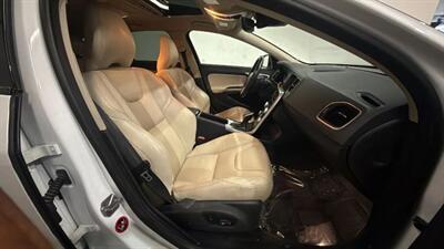 2015 Volvo V60 Cross Country T5 Cross Country Platinum Wagon 4D   - Photo 53 - Manassas, VA 20109