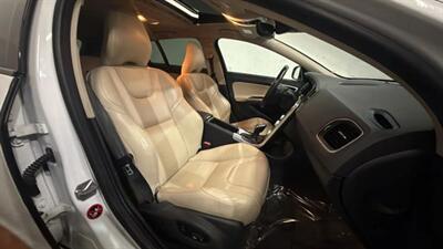 2015 Volvo V60 Cross Country T5 Cross Country Platinum Wagon 4D   - Photo 54 - Manassas, VA 20109